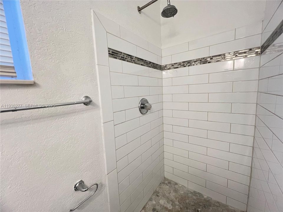 For Rent: $1,300 (0 beds, 1 baths, 0 Square Feet)