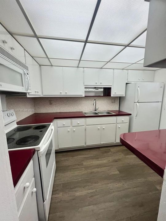 En Renta: $1,599 (1 camas, 1 baños, 770 Pies cuadrados)