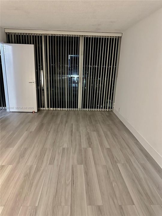 For Rent: $3,050 (2 beds, 2 baths, 1030 Square Feet)