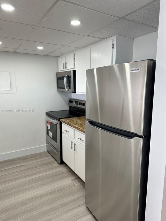 For Rent: $3,050 (2 beds, 2 baths, 1030 Square Feet)