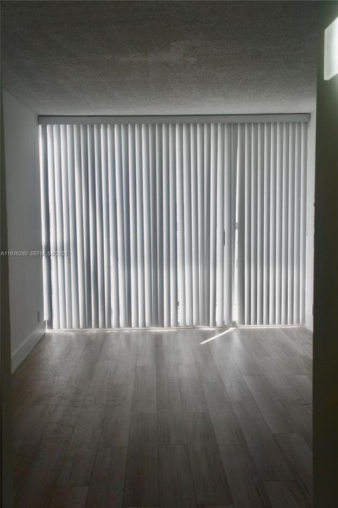 For Rent: $3,050 (2 beds, 2 baths, 1030 Square Feet)