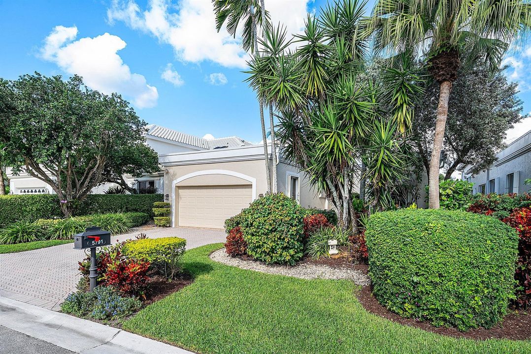 Single story home in Polo!