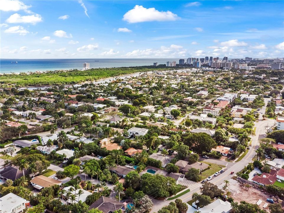 For Rent: $9,999 (3 beds, 3 baths, 1490 Square Feet)