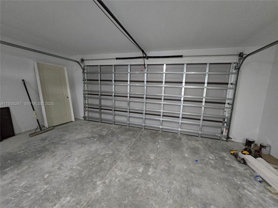 出租: $2,400 (4 贝兹, 2 浴室, 1749 平方英尺)