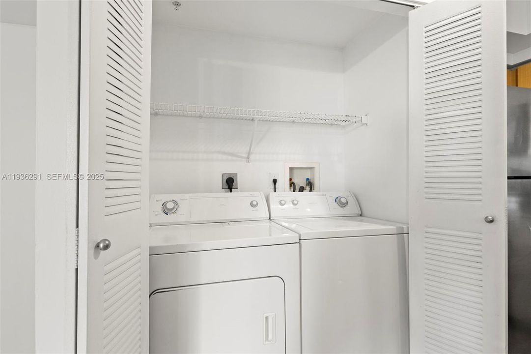 В аренду: $2,600 (2 спален, 2 ванн, 1130 Квадратных фут)