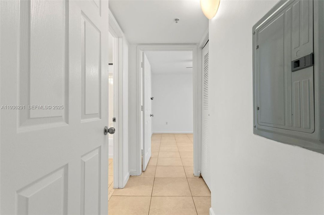 В аренду: $2,600 (2 спален, 2 ванн, 1130 Квадратных фут)