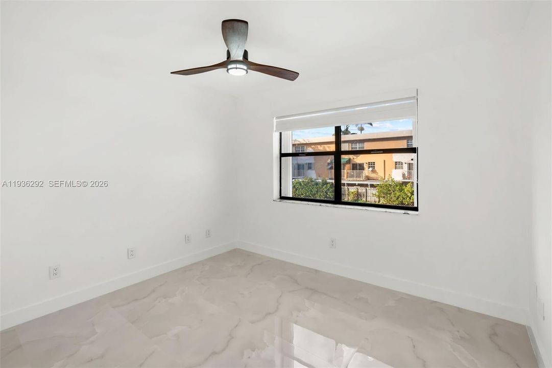 For Rent: $2,400 (2 beds, 2 baths, 750 Square Feet)