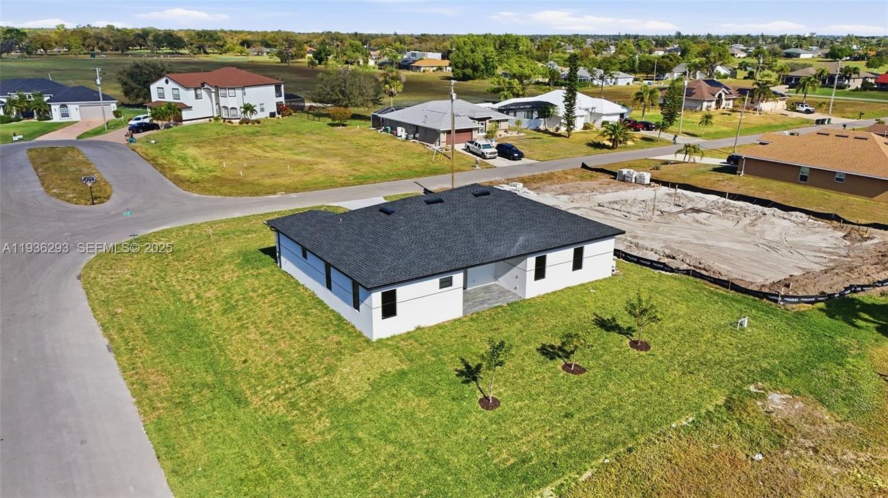 待售: $440,000 (4 贝兹, 3 浴室, 1855 平方英尺)