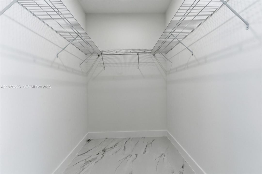 待售: $440,000 (4 贝兹, 3 浴室, 1855 平方英尺)