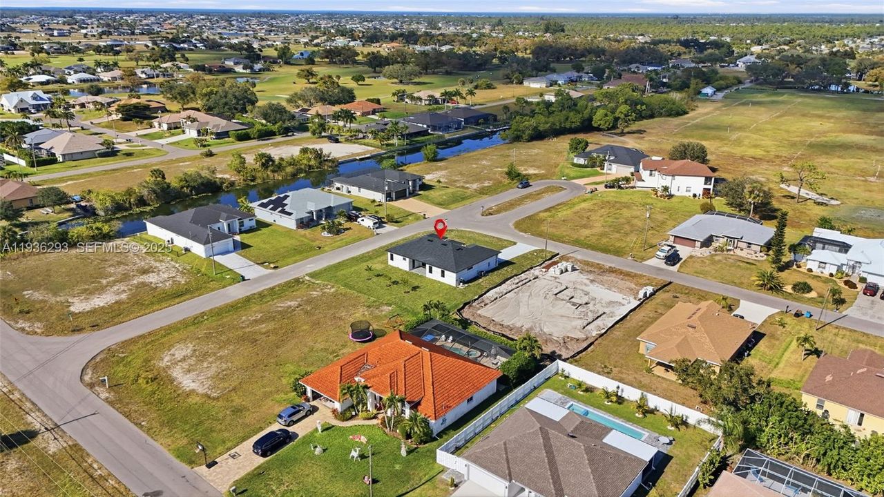 待售: $440,000 (4 贝兹, 3 浴室, 1855 平方英尺)