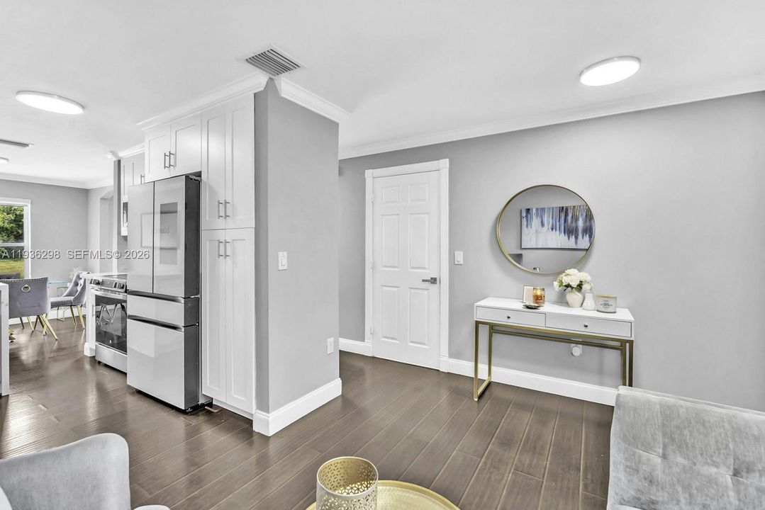 En Venta: $525,000 (3 camas, 2 baños, 1368 Pies cuadrados)