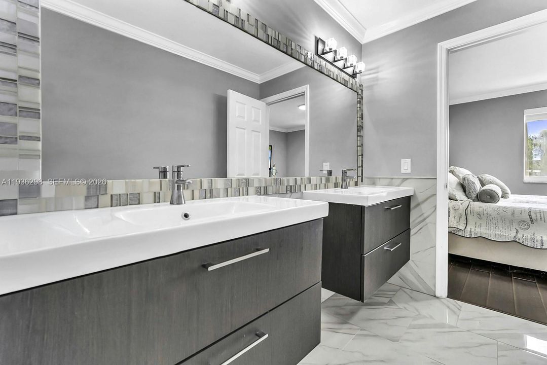 En Venta: $525,000 (3 camas, 2 baños, 1368 Pies cuadrados)