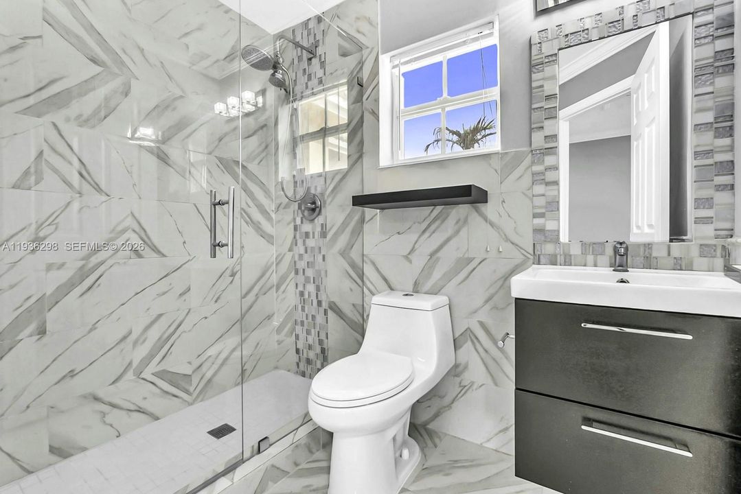 En Venta: $525,000 (3 camas, 2 baños, 1368 Pies cuadrados)