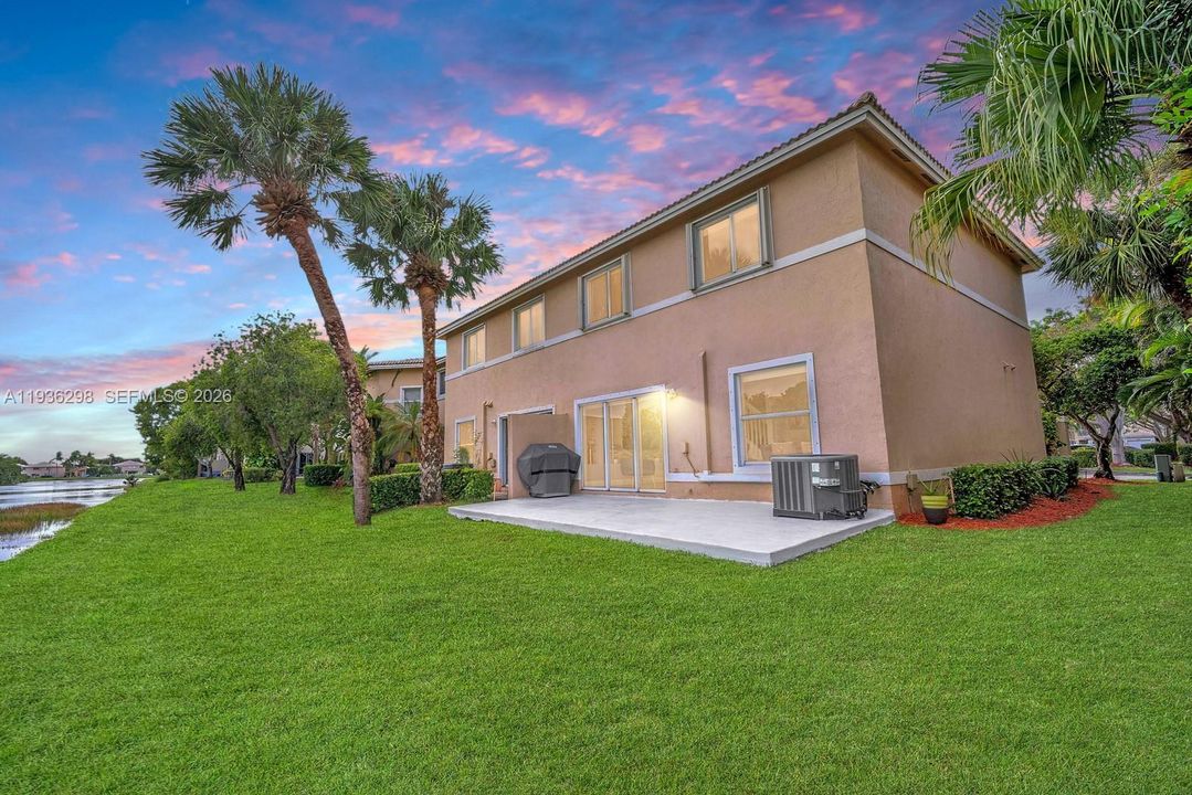 En Venta: $525,000 (3 camas, 2 baños, 1368 Pies cuadrados)