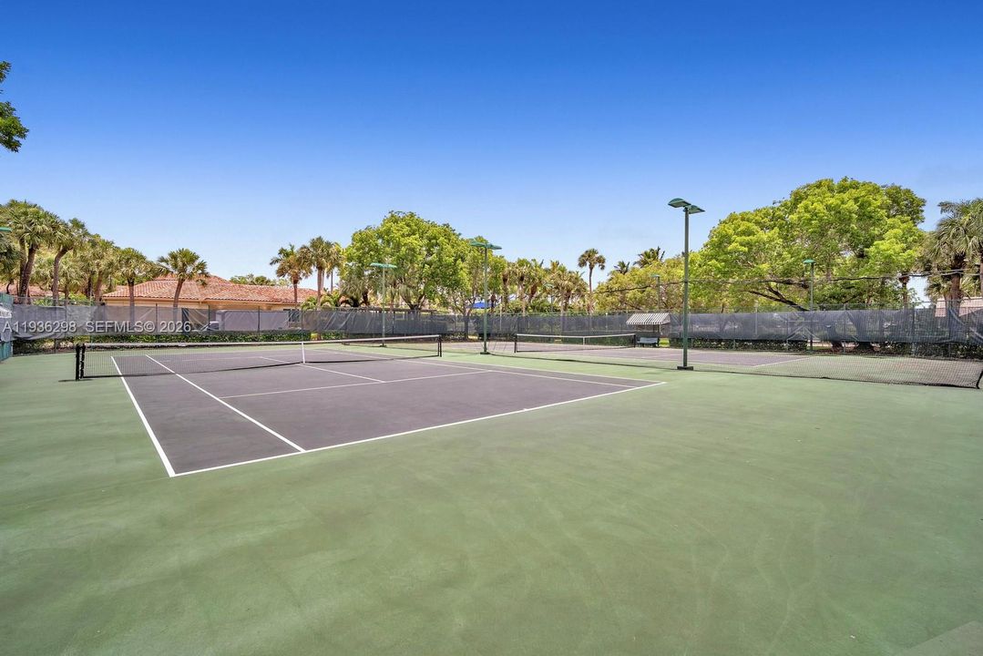 En Venta: $525,000 (3 camas, 2 baños, 1368 Pies cuadrados)