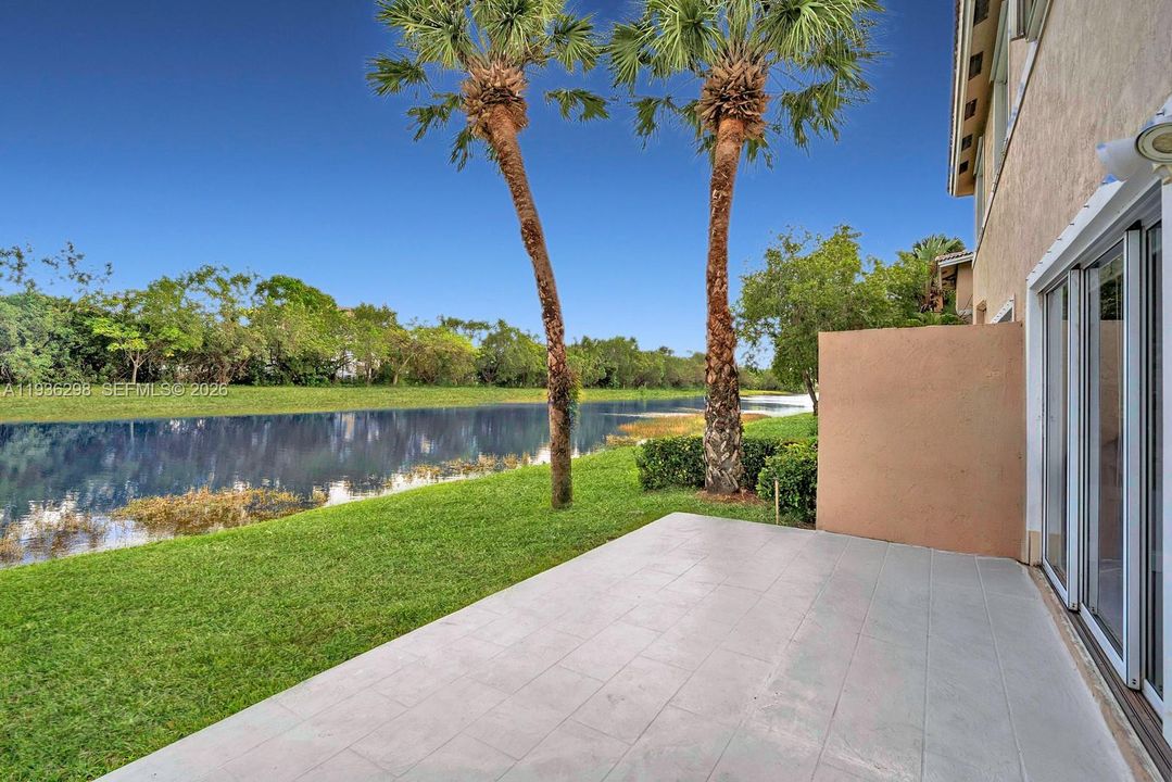 En Venta: $525,000 (3 camas, 2 baños, 1368 Pies cuadrados)