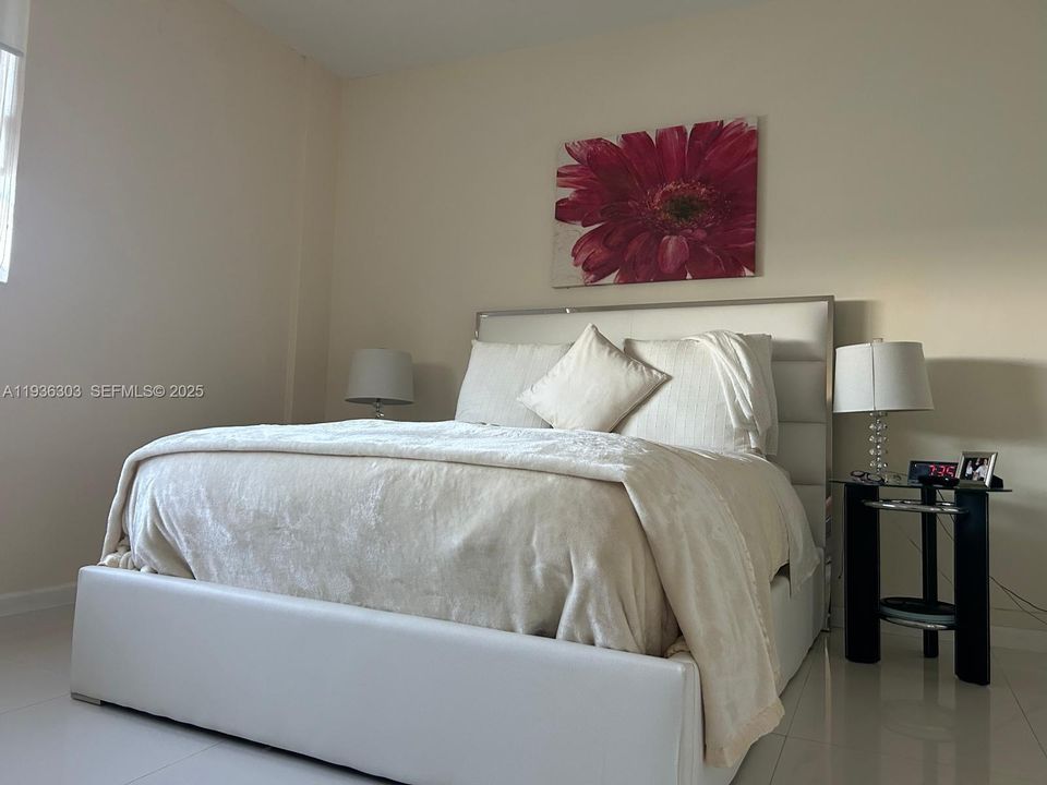 En Renta: $5,000 (1 camas, 1 baños, 1070 Pies cuadrados)