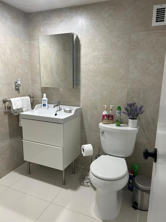 En Renta: $5,000 (1 camas, 1 baños, 1070 Pies cuadrados)