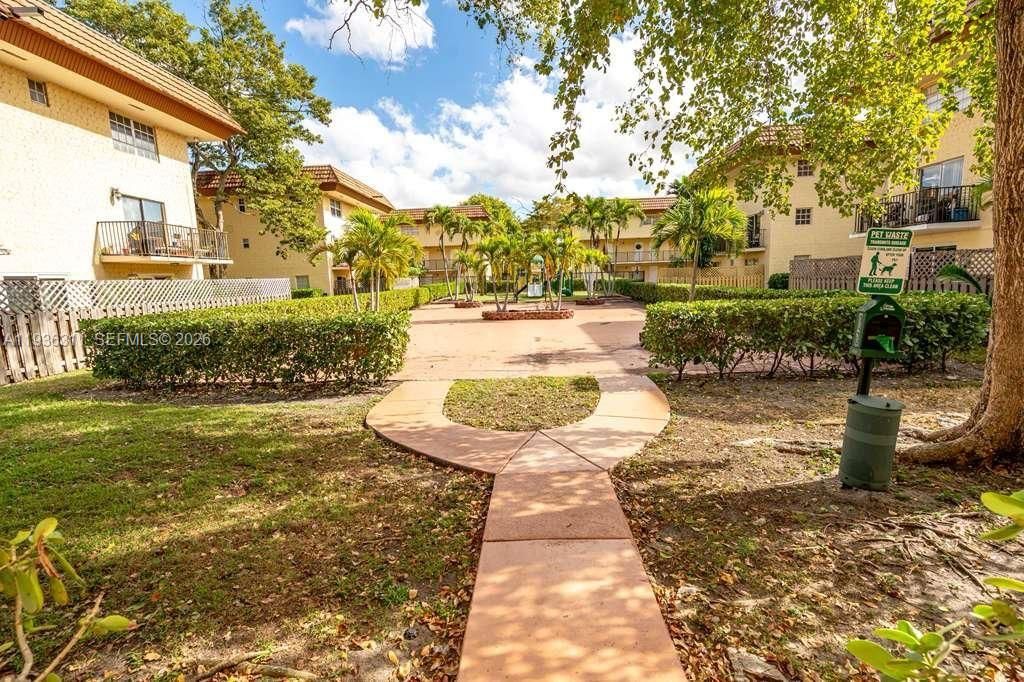 For Sale: $259,000 (2 beds, 1 baths, 1140 Square Feet)