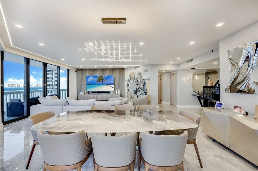 For Sale: $1,480,000 (2 beds, 2 baths, 2000 Square Feet)