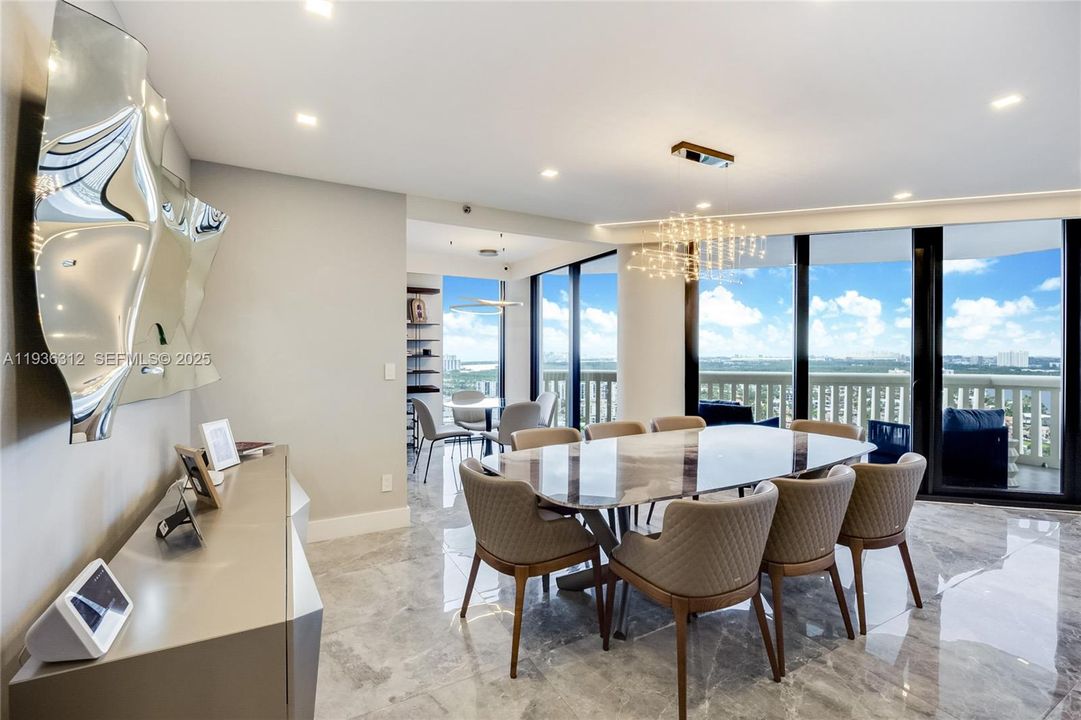 For Sale: $1,480,000 (2 beds, 2 baths, 2000 Square Feet)