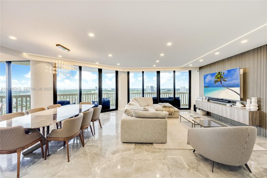 For Sale: $1,480,000 (2 beds, 2 baths, 2000 Square Feet)