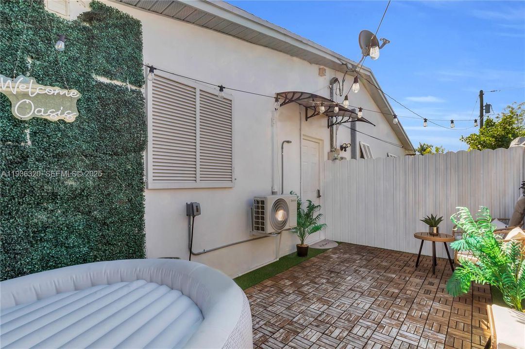 待售: $685,000 (3 贝兹, 2 浴室, 1435 平方英尺)