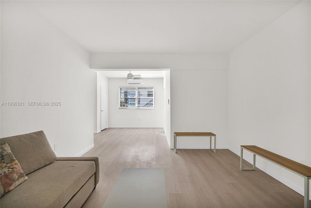 For Rent: $1,800 (1 beds, 1 baths, 500 Square Feet)