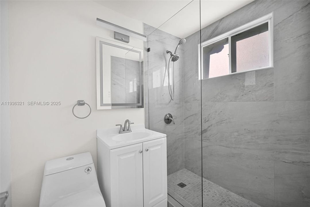 For Rent: $1,800 (1 beds, 1 baths, 500 Square Feet)