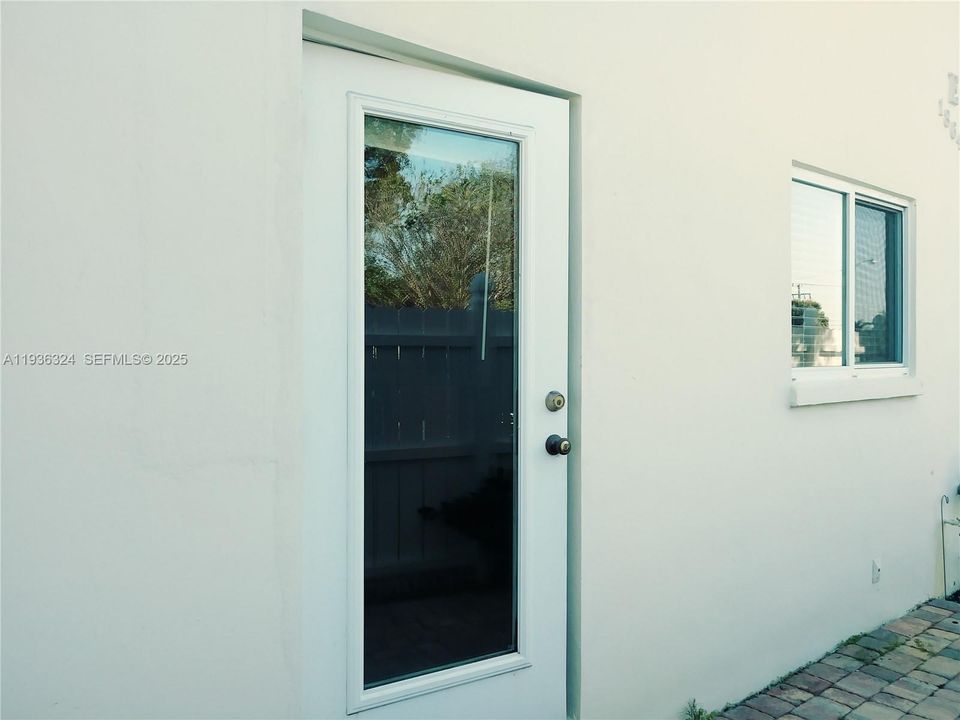 For Rent: $1,750 (1 beds, 1 baths, 511 Square Feet)