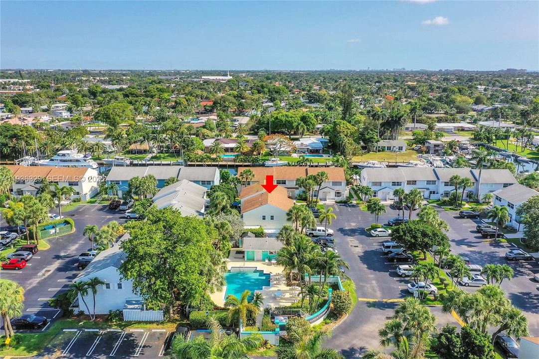 出租: $3,000 (2 贝兹, 2 浴室, 1018 平方英尺)