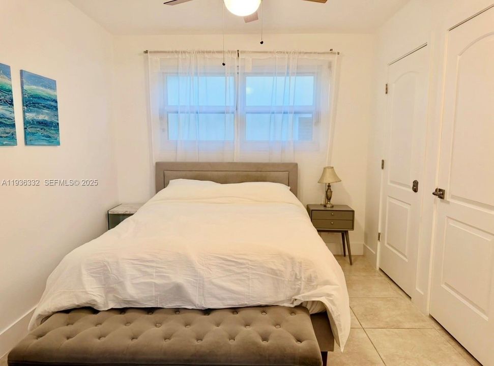 出租: $4,998 (2 贝兹, 2 浴室, 1458 平方英尺)