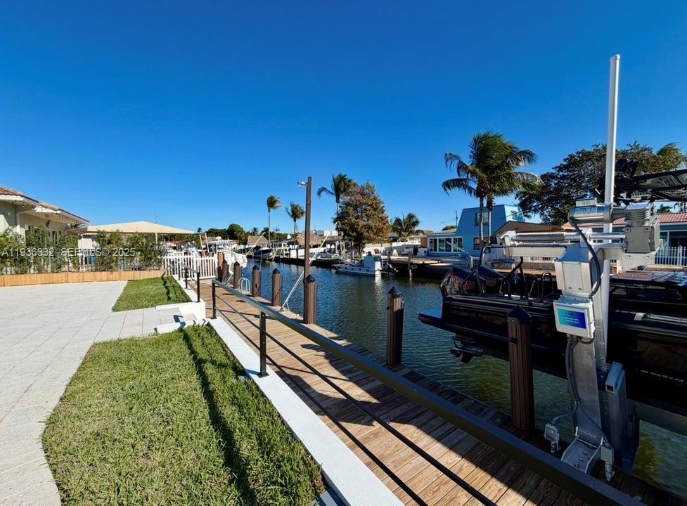 For Rent: $4,998 (2 beds, 2 baths, 1458 Square Feet)