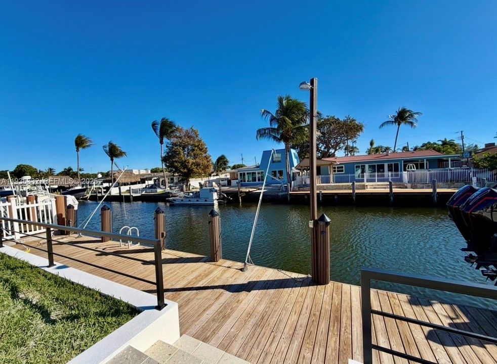 For Rent: $4,998 (2 beds, 2 baths, 1458 Square Feet)