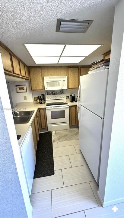 В аренду: $4,500 (2 спален, 2 ванн, 0 Квадратных фут)