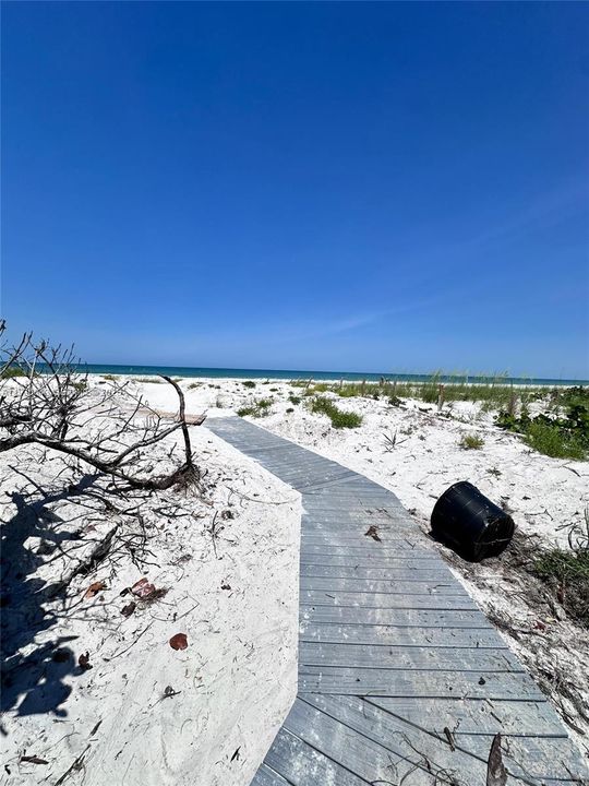 В аренду: $4,500 (2 спален, 2 ванн, 0 Квадратных фут)