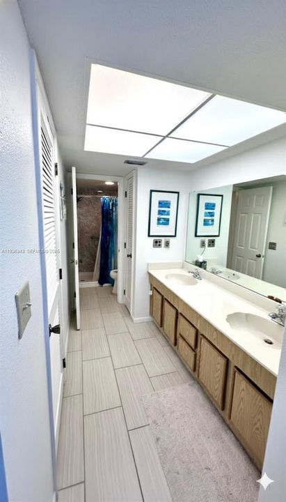 В аренду: $4,500 (2 спален, 2 ванн, 0 Квадратных фут)