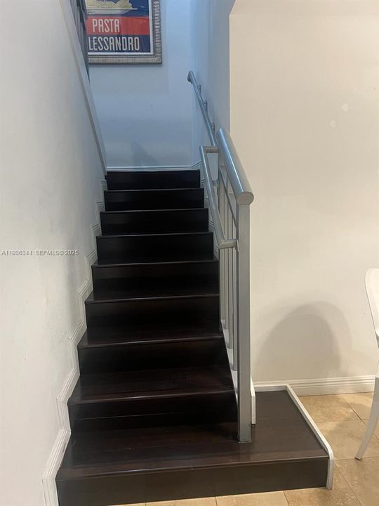 В аренду: $3,250 (2 спален, 2 ванн, 1685 Квадратных фут)