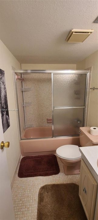 出租: $1,650 (2 贝兹, 2 浴室, 925 平方英尺)