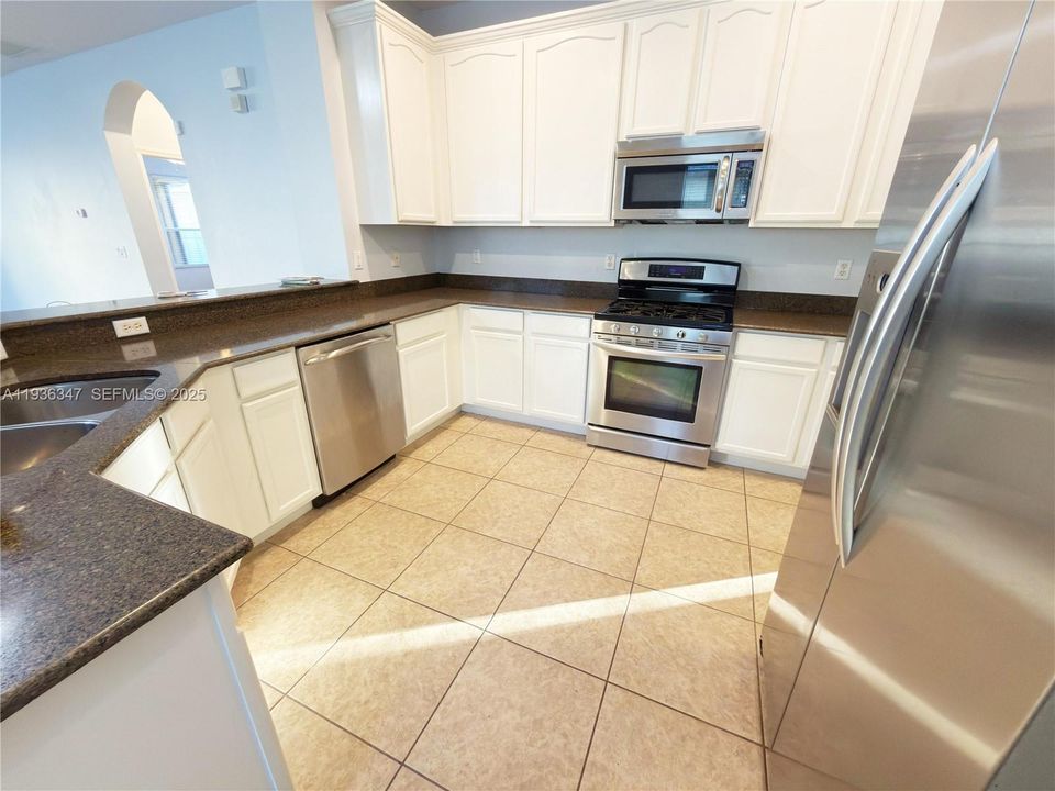 На продажу: $465,000 (3 спален, 2 ванн, 0 Квадратных фут)