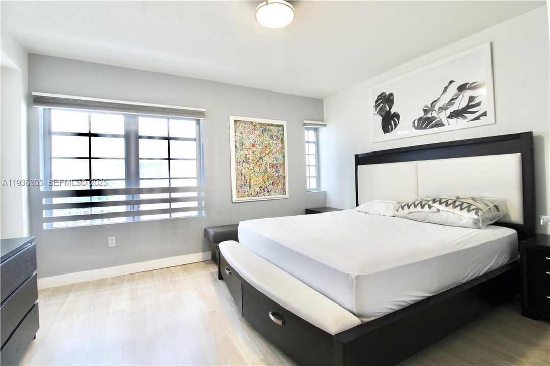 For Rent: $2,400 (1 beds, 1 baths, 651 Square Feet)