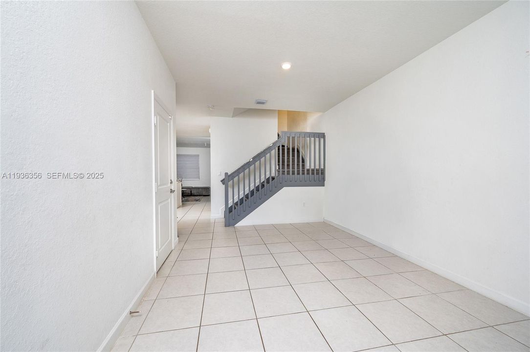 For Sale: $459,000 (4 beds, 2 baths, 1820 Square Feet)