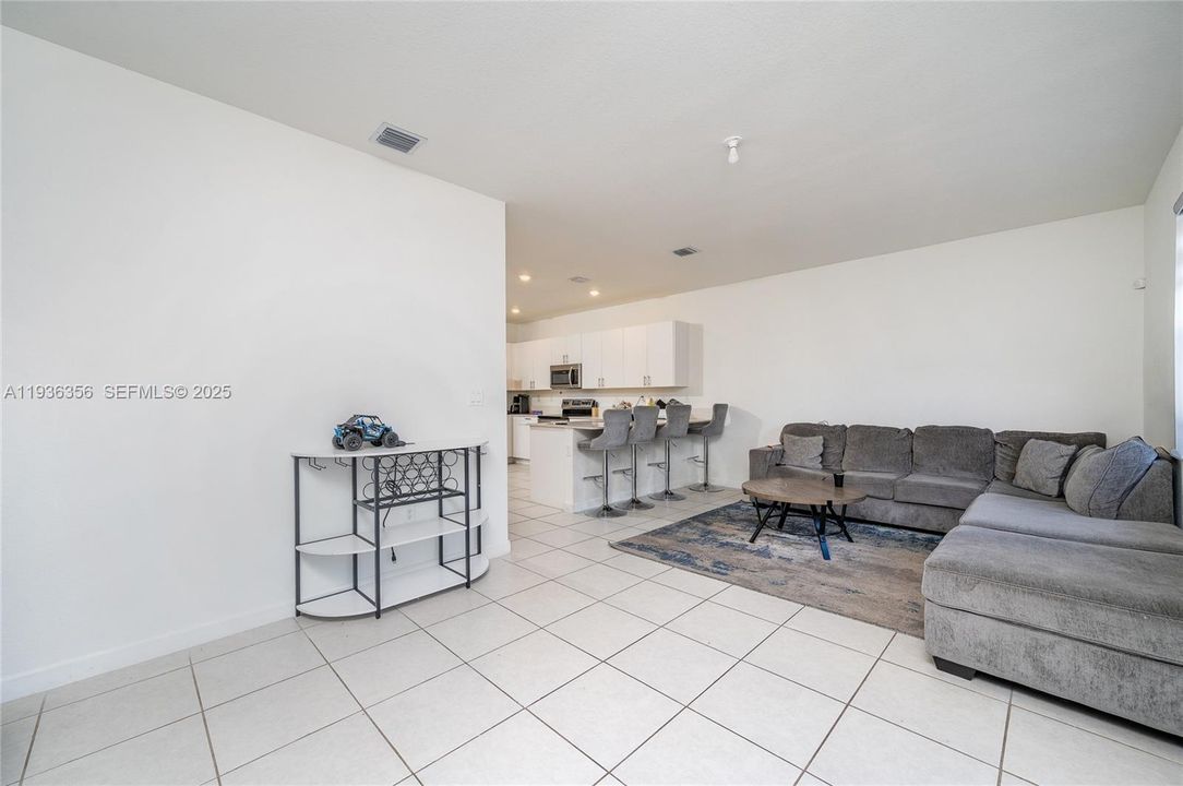 For Sale: $459,000 (4 beds, 2 baths, 1820 Square Feet)