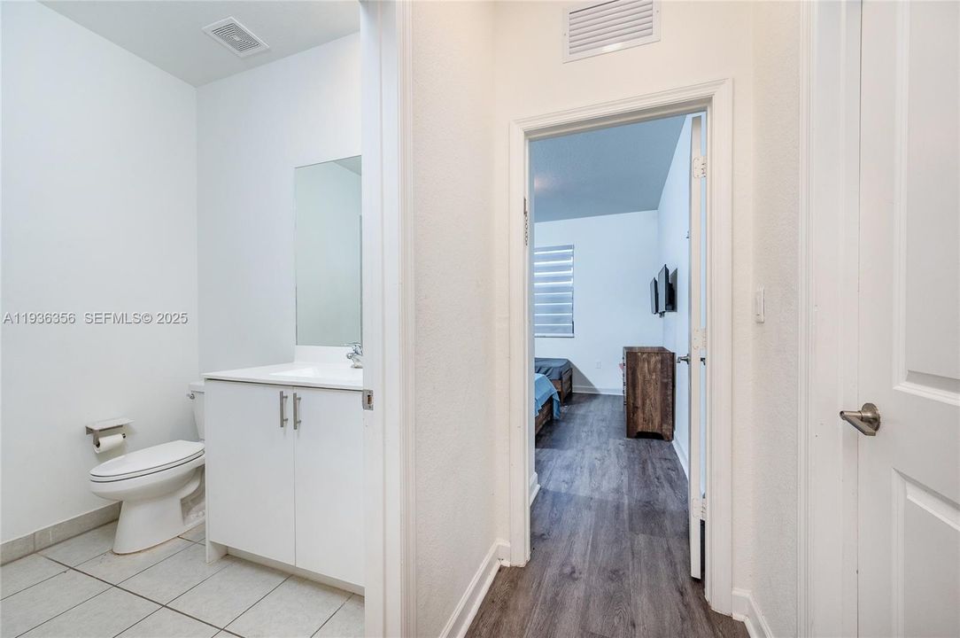 For Sale: $459,000 (4 beds, 2 baths, 1820 Square Feet)