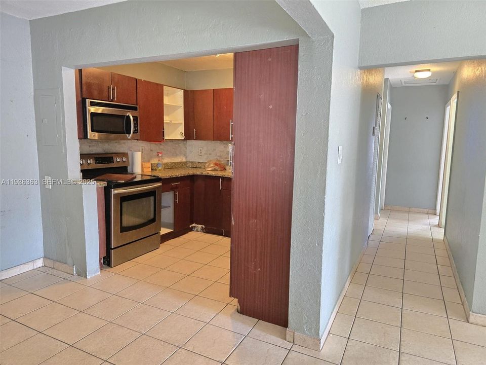 На продажу: $485,000 (3 спален, 1 ванн, 1009 Квадратных фут)