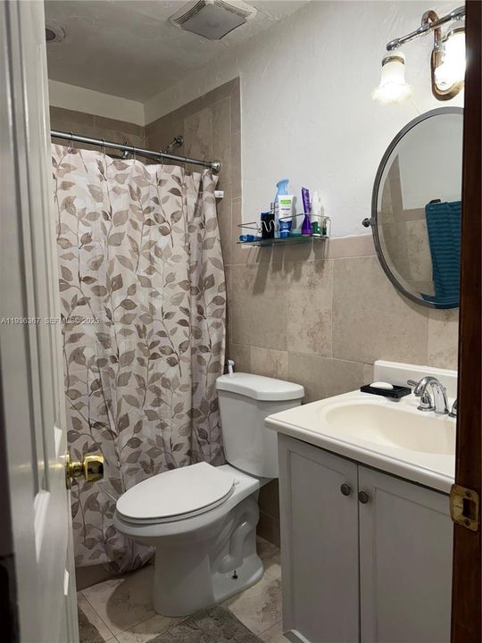 待售: $900,000 (3 贝兹, 3 浴室, 2206 平方英尺)