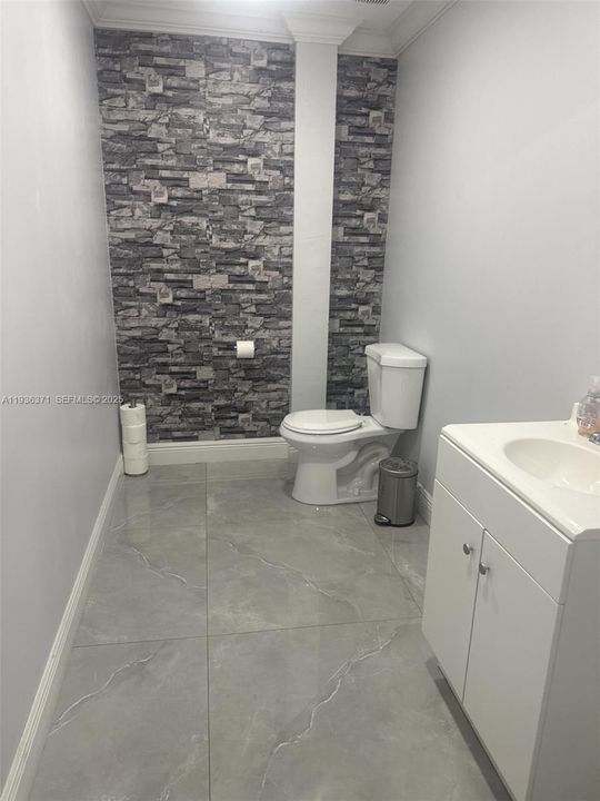 For Rent: $4,000 (0 beds, 0 baths, 0 Square Feet)