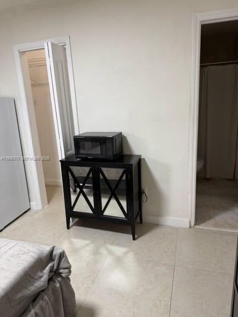 В аренду: $1,000 (1 спален, 1 ванн, 190 Квадратных фут)