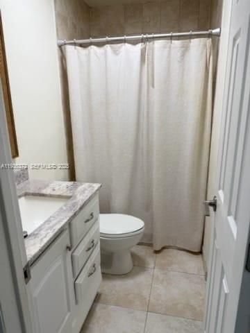 В аренду: $1,000 (1 спален, 1 ванн, 190 Квадратных фут)