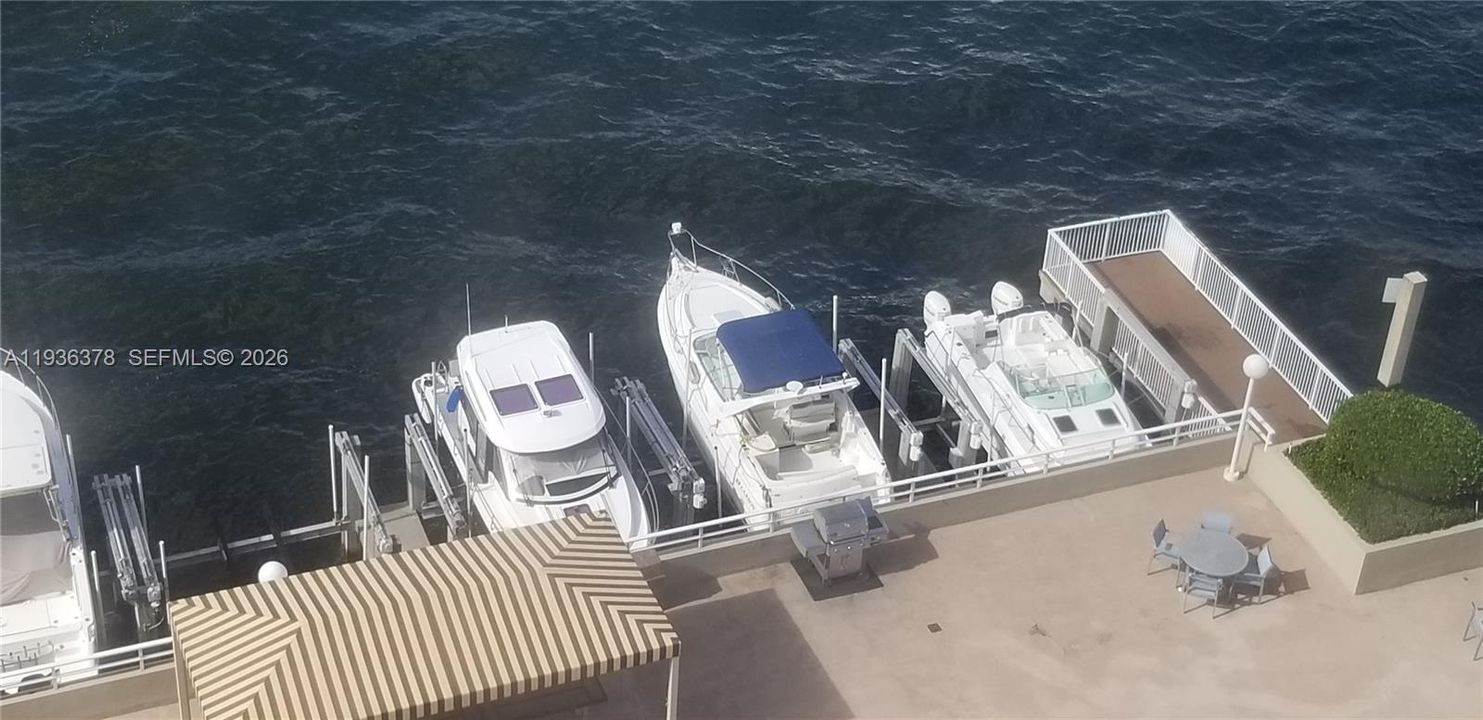 Недавно арендовано: $2,500 (2 спален, 2 ванн, 1240 Квадратных фут)